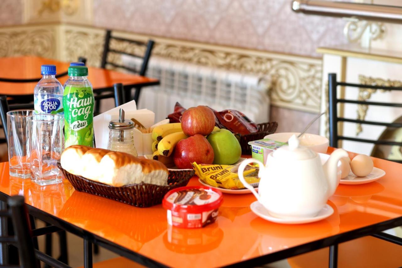 Hotel Plaza 777 사마르칸트 외부 사진