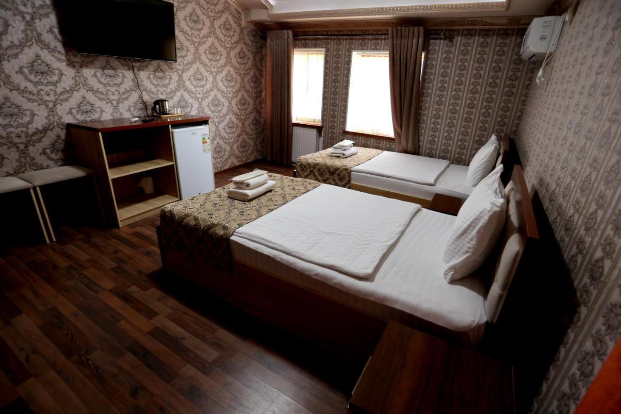 Hotel Plaza 777 사마르칸트 외부 사진